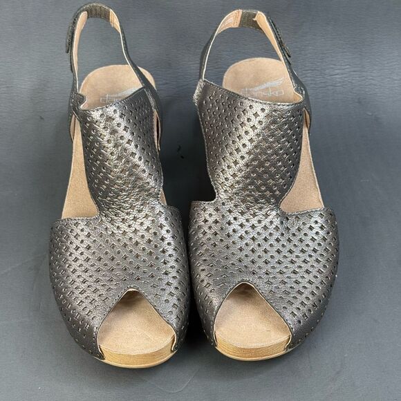 Dansko Teagan Gunmetal sandals shoes womens size 8.5 (39) - Picture 3 of 9